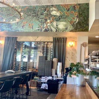 The Goat & Vine - Nice decor - Pizza Near Me - Temecula, California The Goat & Vine - Nice decor - Pizza Near Me - Temecula, California