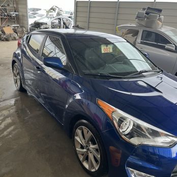2Kyle Auto Repair - They blended the paint so well you can't tell it was fixed. - Body Shops Near Me - Kyle, Texas