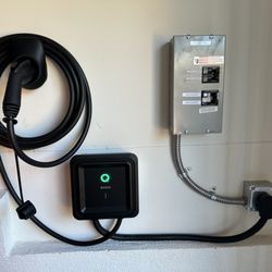 EV Charger Expert - EVIQO Level 2 EV Charger NEMA 14-50 plug-in model to NEMA 14-50 outlet
