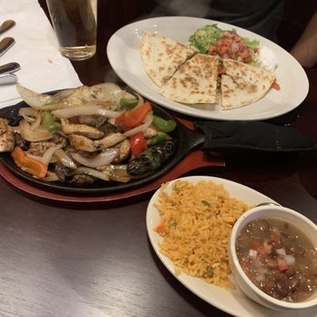 Pueblos Tex-Mex Grill - Fajitas and a quesadilla - 6/10 - Tex-Mex Near Me - Chantilly, Virginia Pueblos Tex-Mex Grill - Fajitas and a quesadilla - 6/10 - Tex-Mex Near Me - Chantilly, Virginia