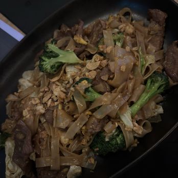 Farm & Flame - Pad See Ew with beef - American Near Me - Vero Beach, Florida