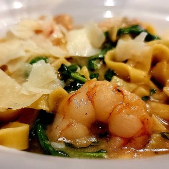 Cru Quarters At The Mayflower - Shrimp Scampi Tagliatelle - Wine Bars Near Me - Winter Park, Florida