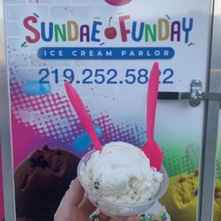 Sundae Funday Winfield - Chocolate Chip Cookie Dough 1 Ice Cream Scoop