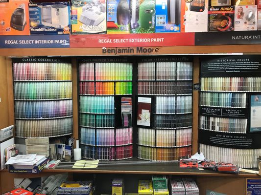 Mushtari Hardware & Garden by null