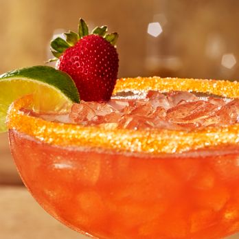 Olive Garden Italian Restaurant - Strawberry Limoncello Margarita. Enjoy our newest Italian inspired cocktail. A sweet strawberry margarita. - Italian Near Me - Arlington, Texas Olive Garden Italian Restaurant - Strawberry Limoncello Margarita. Enjoy our newest Italian inspired cocktail. A sweet strawberry margarita. - Italian Near Me - Arlington, Texas