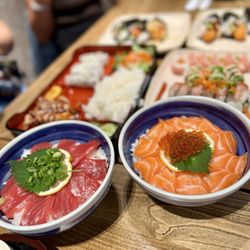 Mikuni Japanese Restaurant & Sushi Bar
