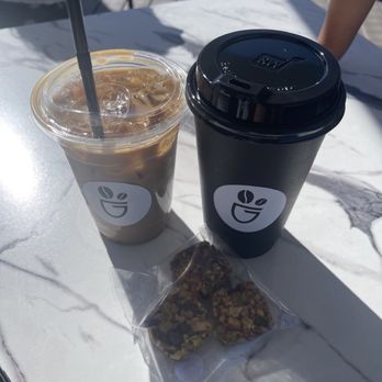 Guernica Cafe - Protein bites, cold brew, Americano - Coffee & Tea Near Me - Spicewood, Texas Guernica Cafe - Protein bites, cold brew, Americano - Coffee & Tea Near Me - Spicewood, Texas