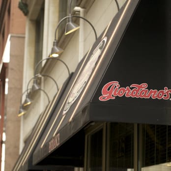 Giordano's - Exterior Signage - Pizza Near Me - Chicago, Illinois