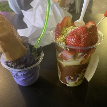 Devil & Angel Desserts - Dubai strawberry chocolate 16.00! - Bubble Tea Near Me - Concord, California