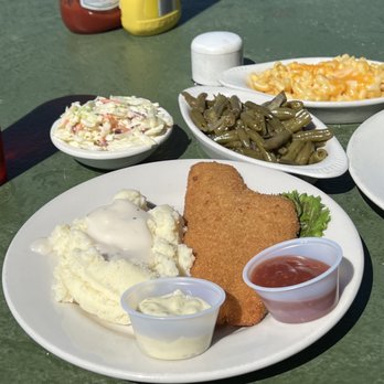 The Flying Machine - Fried Flounder Dinner Mashed Potatoes Green Beans Cole Slaw Mac & Cheese - Sandwiches Near Me - Lawrenceville, Georgia