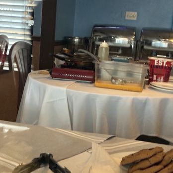Ari's Restaurant - Greek Near Me - Saint Louis, Missouri
