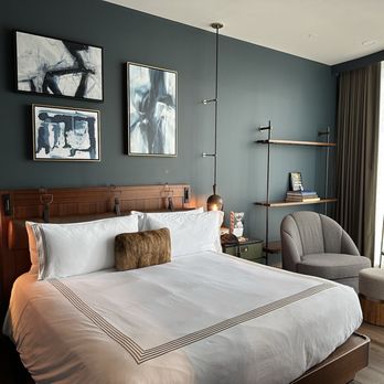 Thompson San Antonio - Riverwalk - Bed - Hotels Near Me - San Antonio, Texas