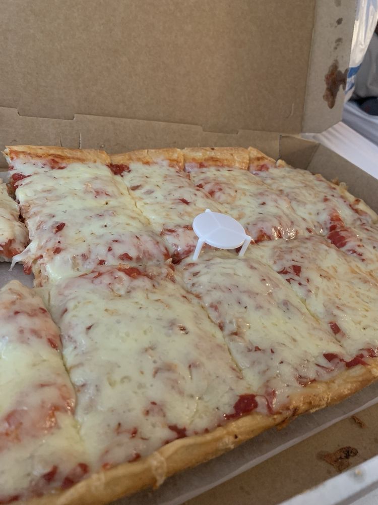 Ricci's Pizzeria Ricci's Pizzeria