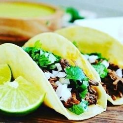 Belenty’s Love - Barbacoa tacos