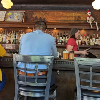 Rowley Inn - Bar area - Pubs Near Me - Cleveland, Ohio