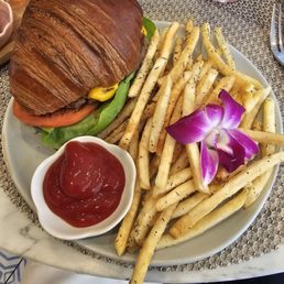 Imposible Burger Croissant with fries Imposible Burger Croissant with fries