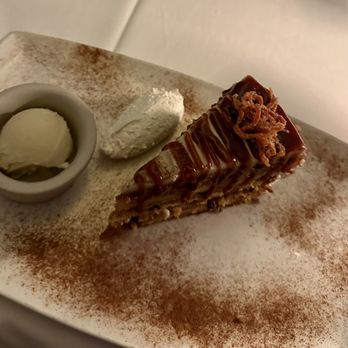 801 Chophouse - Carrot cake - Steakhouses Near Me - Kansas City, Missouri 801 Chophouse - Carrot cake - Steakhouses Near Me - Kansas City, Missouri