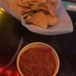 Molly's La Casita - Chips and salsa
