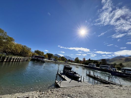 Lake Wakatipu by null
