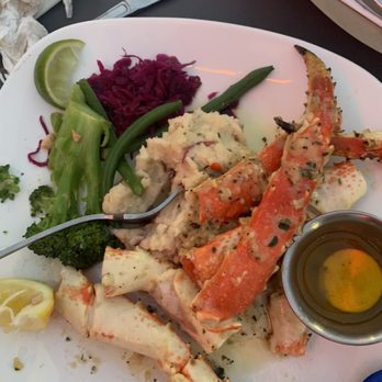 Gladstone's - King Crab Knuckles - Seafood Near Me - Long Beach, California