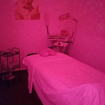 Ping Jun Spa - massage room - Massage Near Me - Queens, New York