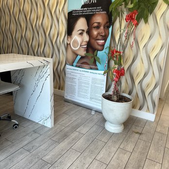 Eye Candy - Advertisement - Eyelash Service Near Me - Lakewood, California
