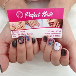 Perfect Nails - Tiedye manicure
