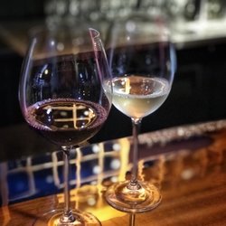 Frankie's Resto-Bar
