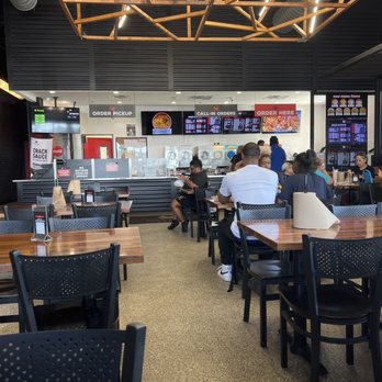 Lotus Seafood - Dining area - Seafood Near Me - Houston, Texas