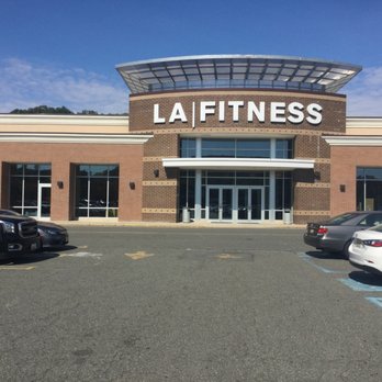 Harding Limo - LA FITNESS member will receive 10% discount to/from Newark Airport,Newark Penn station between 7:00am-6:00pm Mon-Fri cannot combine discount - Limos Near Me - Morristown, New Jersey