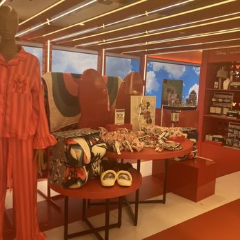 Macy's - winter 2025 popup Disney - Department Stores Near Me - New York, New York