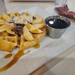 Childers Eatery