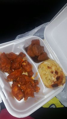 Charley B’s Bar & Grill