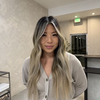 Mellow Salon - Custom Blonde by Star - Hair Salons Near Me - Ventura, California Mellow Salon - Custom Blonde by Star - Hair Salons Near Me - Ventura, California