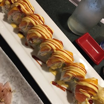 Sushi In Joy - Mango Tango Roll - Sushi Bars Near Me - Bellevue, Washington Sushi In Joy - Mango Tango Roll - Sushi Bars Near Me - Bellevue, Washington