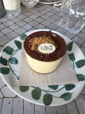 LùBar by null
