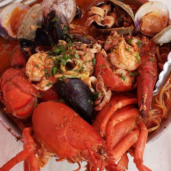 The Daily Catch - Lobster fra diavolo - Italian Near Me - Boston, Massachusetts