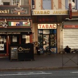Tabac Jaune - Street View