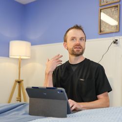 Blue Foot Healing - Our Structural Specialist Tom!
