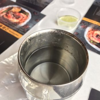 Good Catch Boil House - Dirty glass...*shudder - Cajun/Creole Near Me - Markham, Ontario