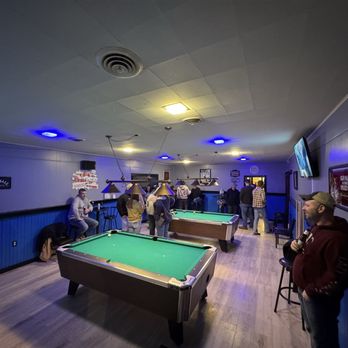 Jonesy’s Bar & Grill - Pool Hall - Bars Near Me - Roachdale, Indiana Jonesy’s Bar & Grill - Pool Hall - Bars Near Me - Roachdale, Indiana