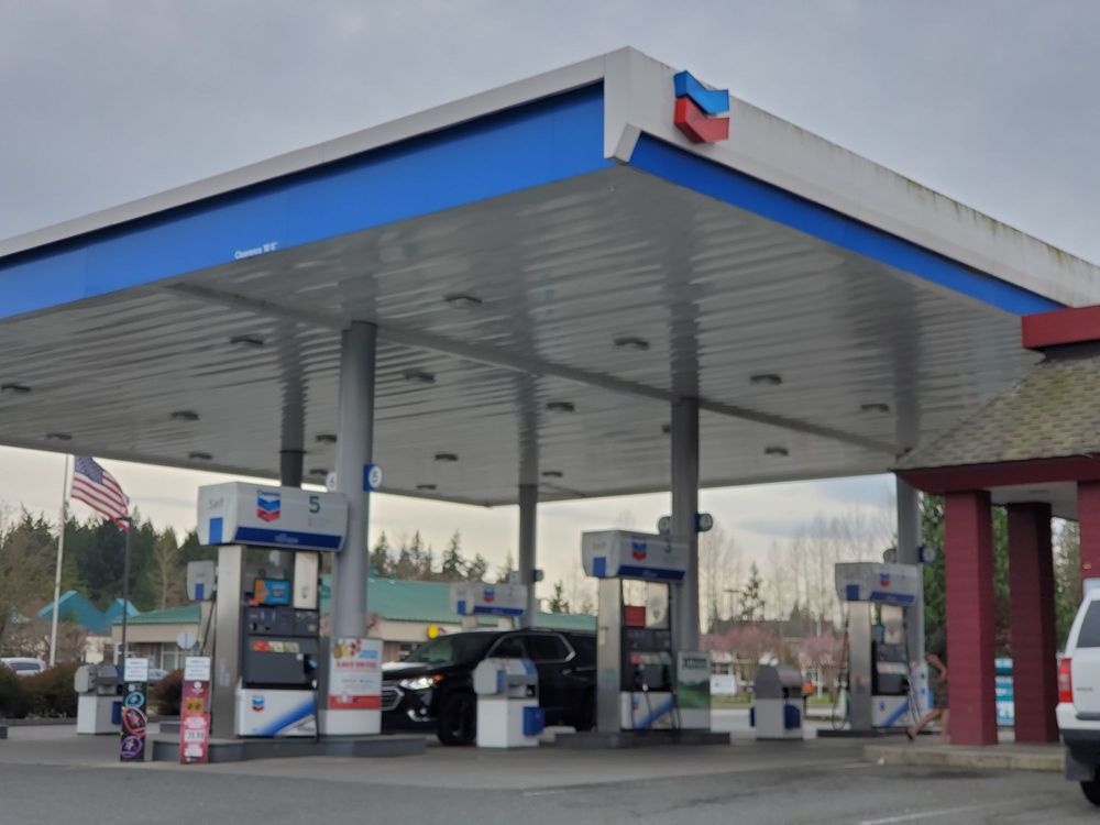 CHEVRON Updated June 2024 26712 72nd Ave NW, Stanwood, Washington