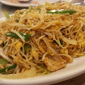 ABC Cafe - Chicken Sautéed with Rice Noodles! My favorite thing in the world! - Dim Sum Near Me - Overland Park, Kansas