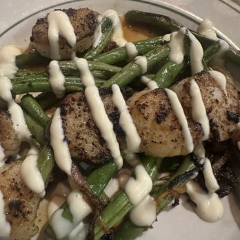 The Fish Company - Scallop and blistered green beans - Seafood Near Me - Atlantic Beach, Florida The Fish Company - Scallop and blistered green beans - Seafood Near Me - Atlantic Beach, Florida