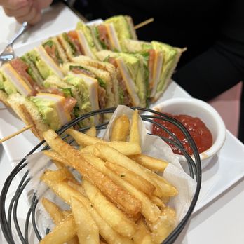Sugar Factory - Club Sandwich with fries - Desserts Near Me - Glendale, Arizona