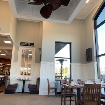Turning Point - Dining area - Breakfast & Brunch Near Me - Newark, Delaware