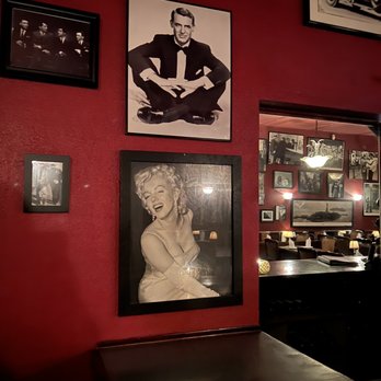 Moxie - Decor - New American Near Me - Sacramento, California