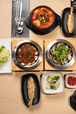 LASUNG TOFU & POT RICE 라성순두부 by null