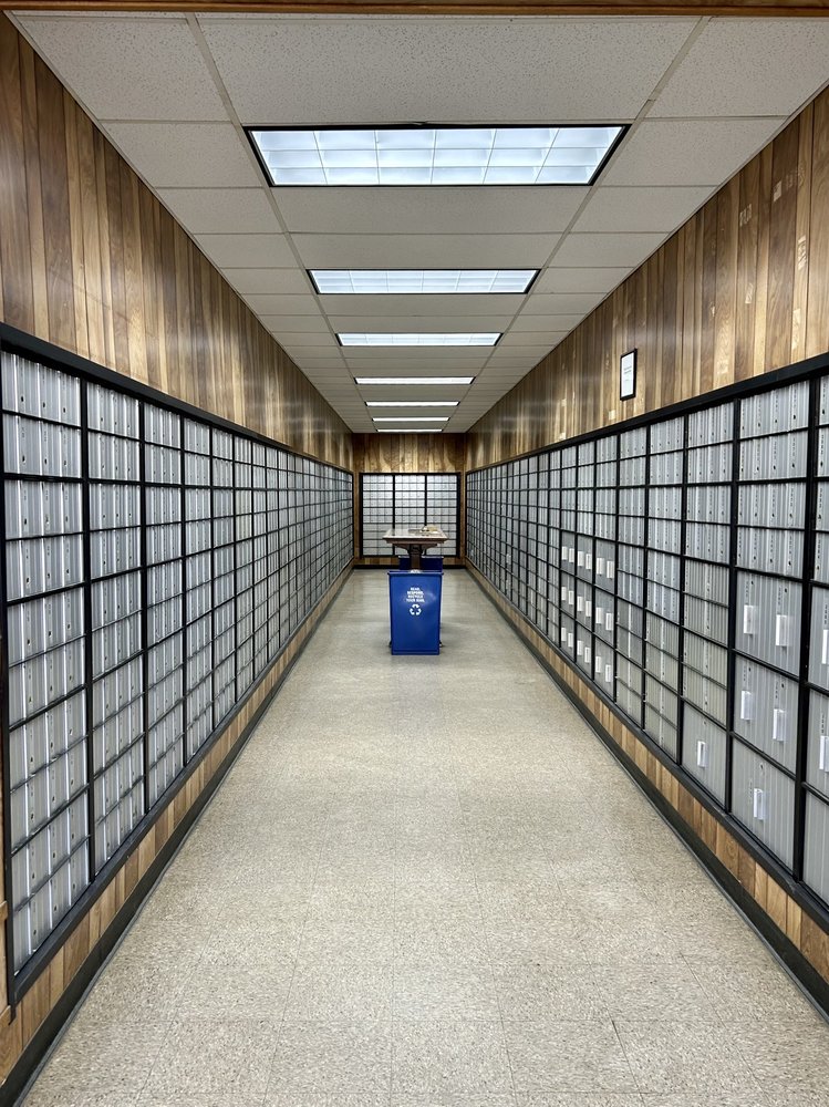 USPS TALLULAH FALLS 235 Main St, Rabun Gap, Post Offices