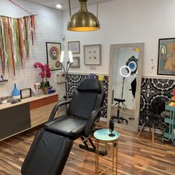 Browhemian Cosmetics - This spot is where all the magic happens.